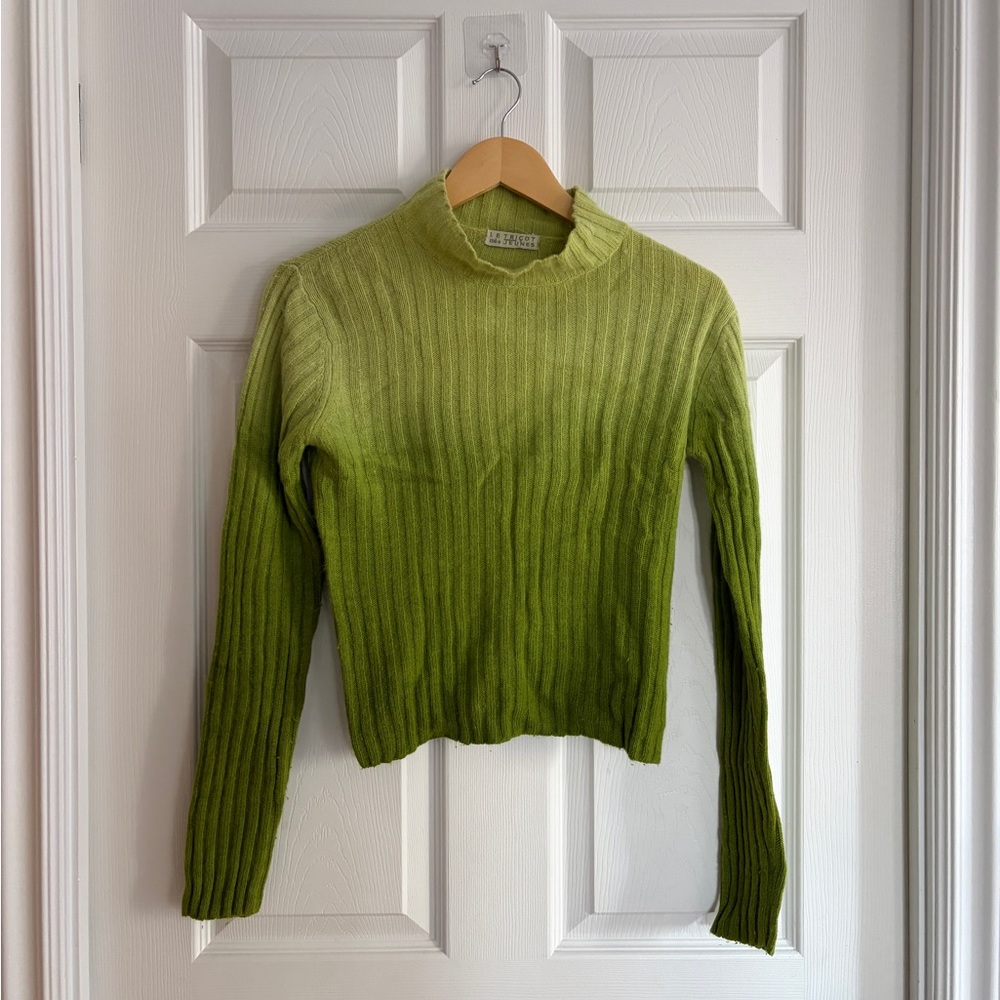 Vintage Ombré Ribbed Cropped Sweater